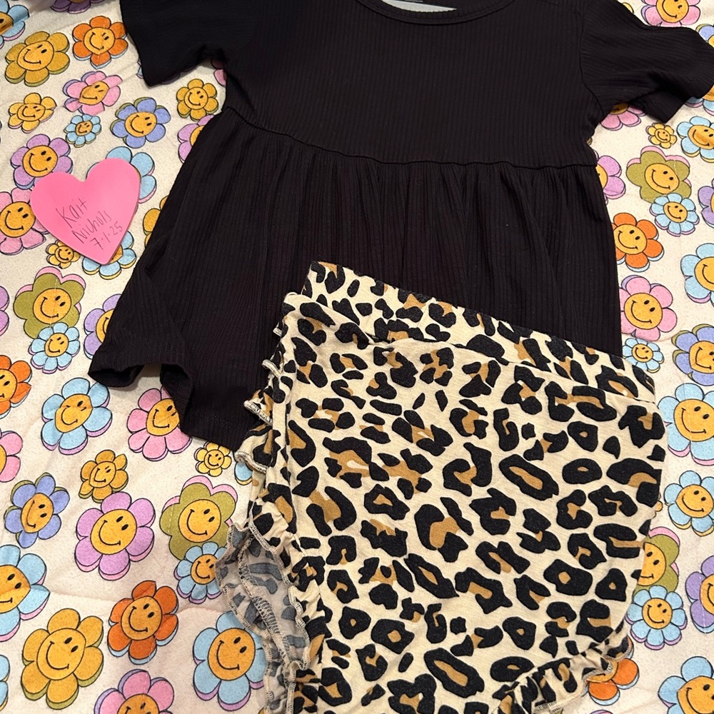 Posh peanut Lana leopard bummie